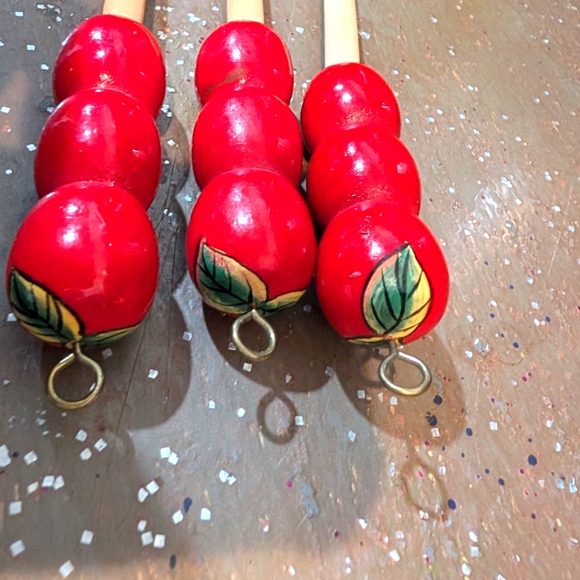 Hand painted vintage wood kitchen utensils - Picture 3 of 5